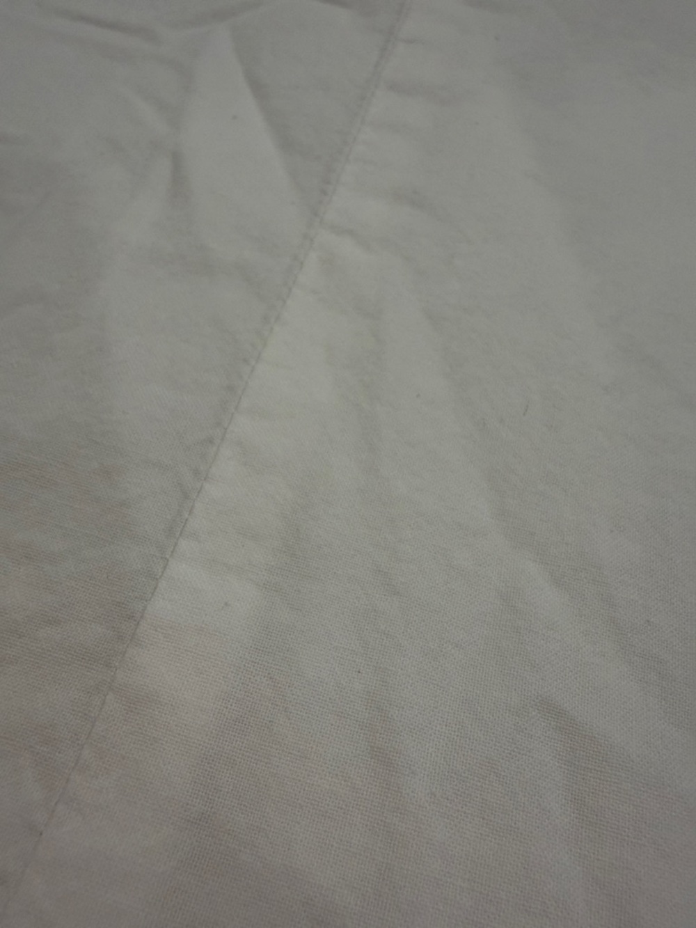 Minimalist White Wrap-Style Short Sleeve Top - Picture 5 of 6